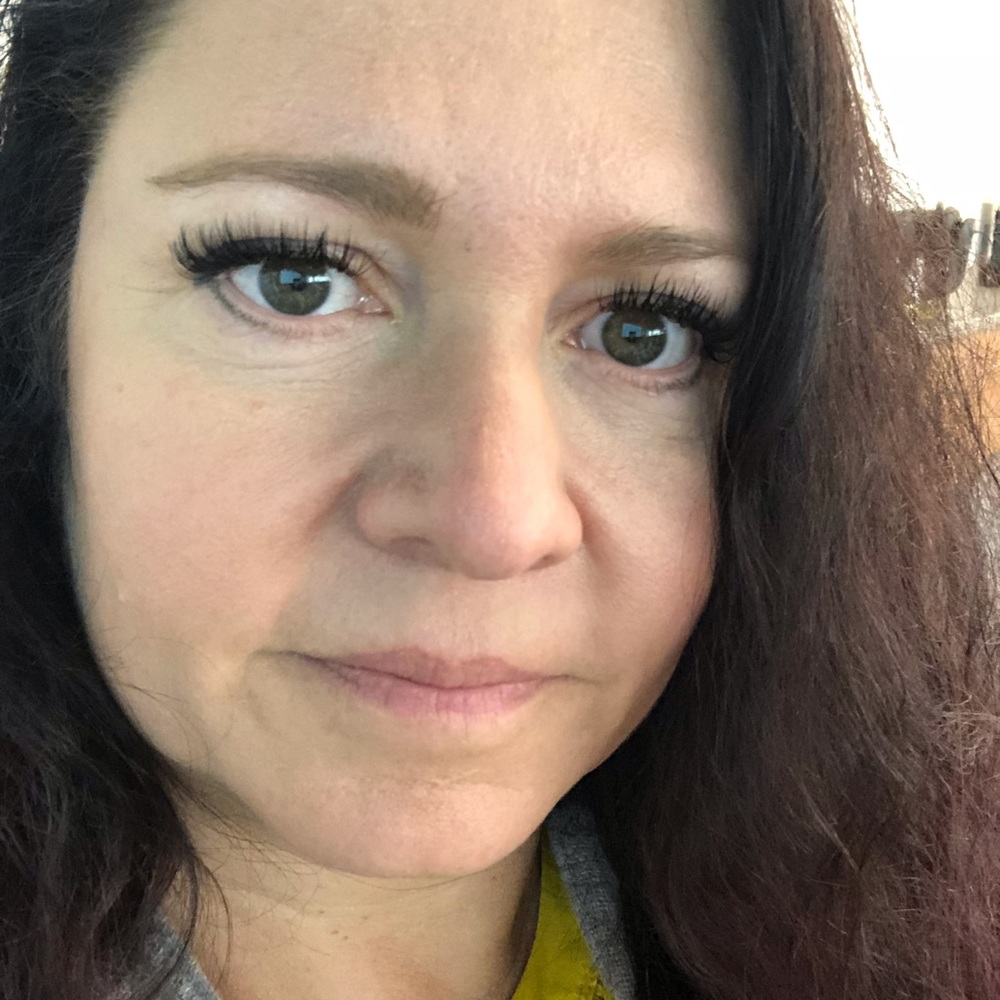 Meet your Posher, Alexis